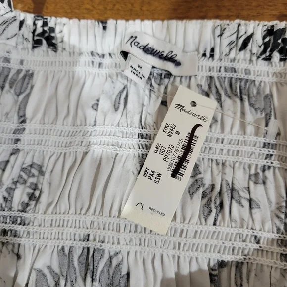 Madewell Smocked Maxi Dress NV462 Size M Graphic Sunflowers NWT - Picture 8 of 10